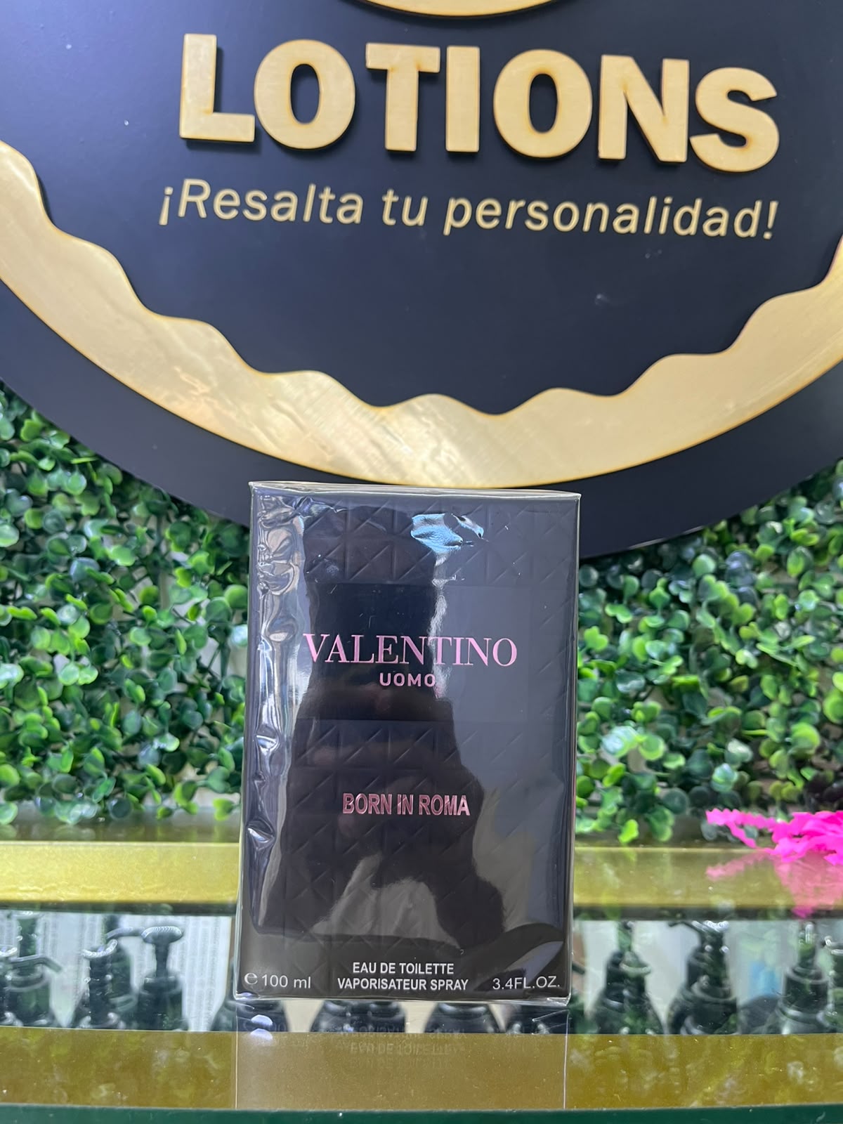 Inspiración de valentino Born in roma