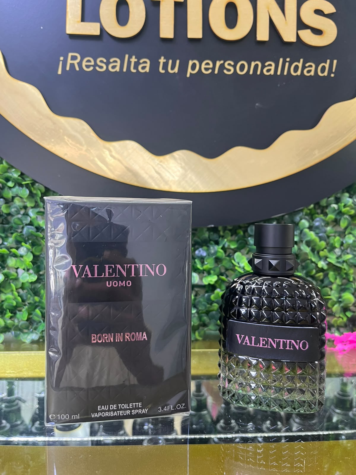 Inspiración de valentino Born in roma
